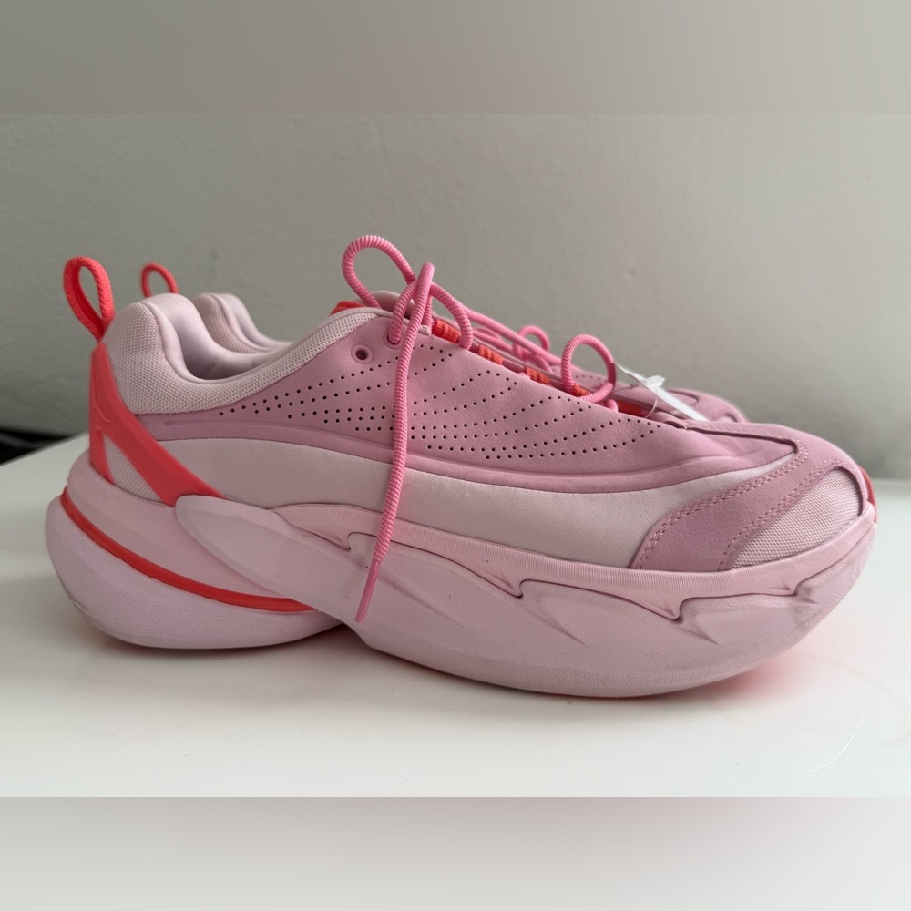 Hoka women size 11  men size 10 Elevon X Light Pink Athletic Shoes - Picture 2 of 9